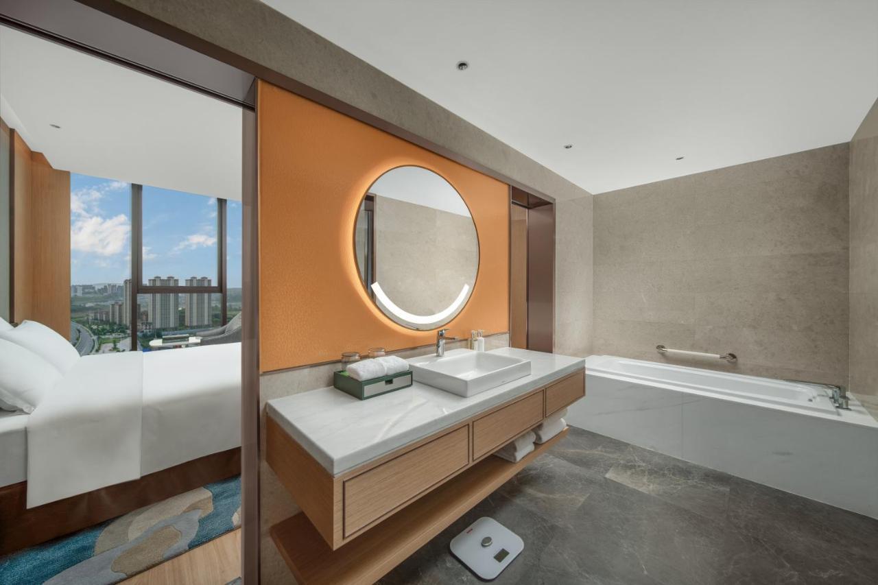 Holiday Inn Luzhou Longjian By Ihg Exterior foto